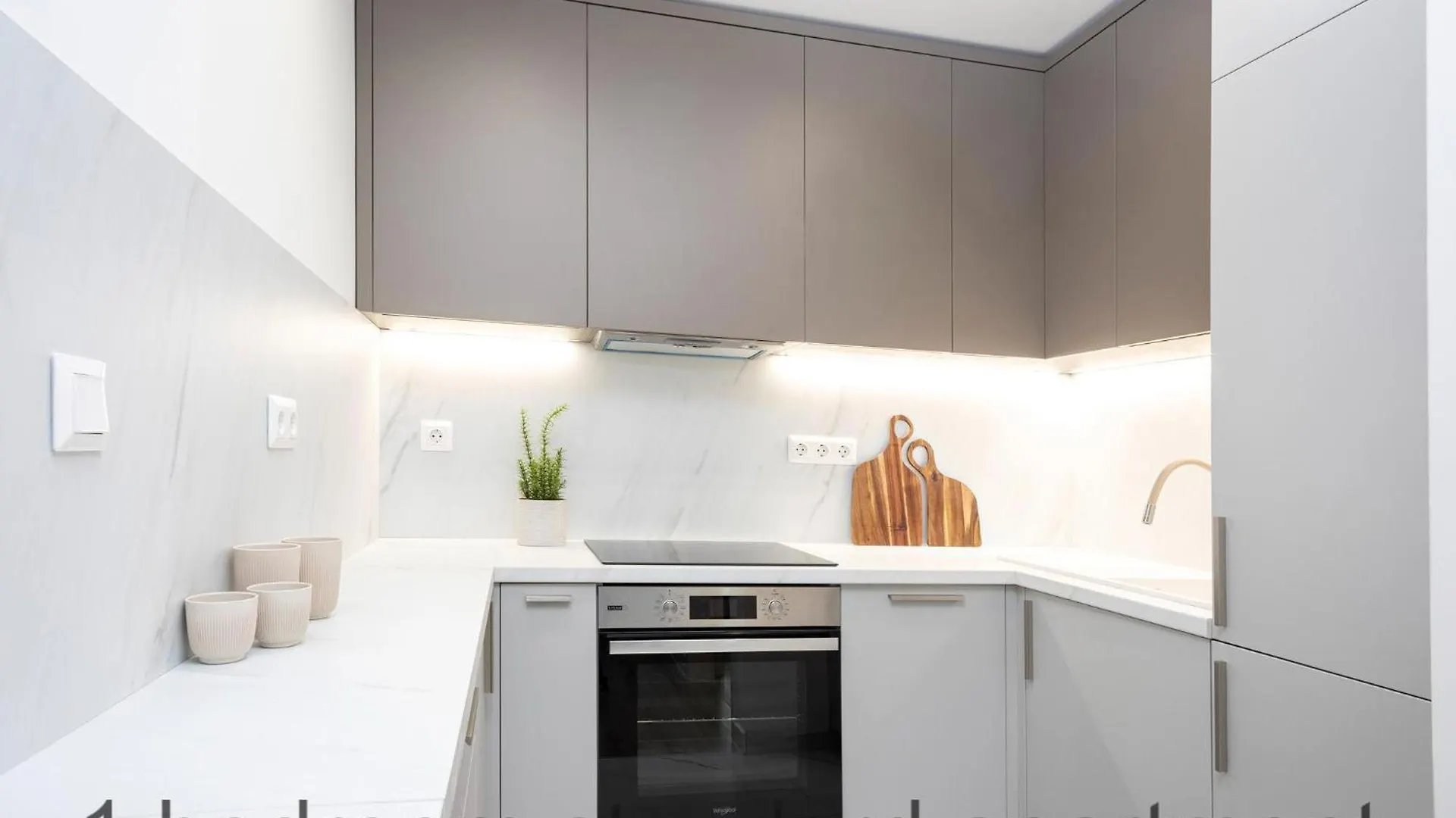 Buda Side Luxury Apartments 1-2 Budapest