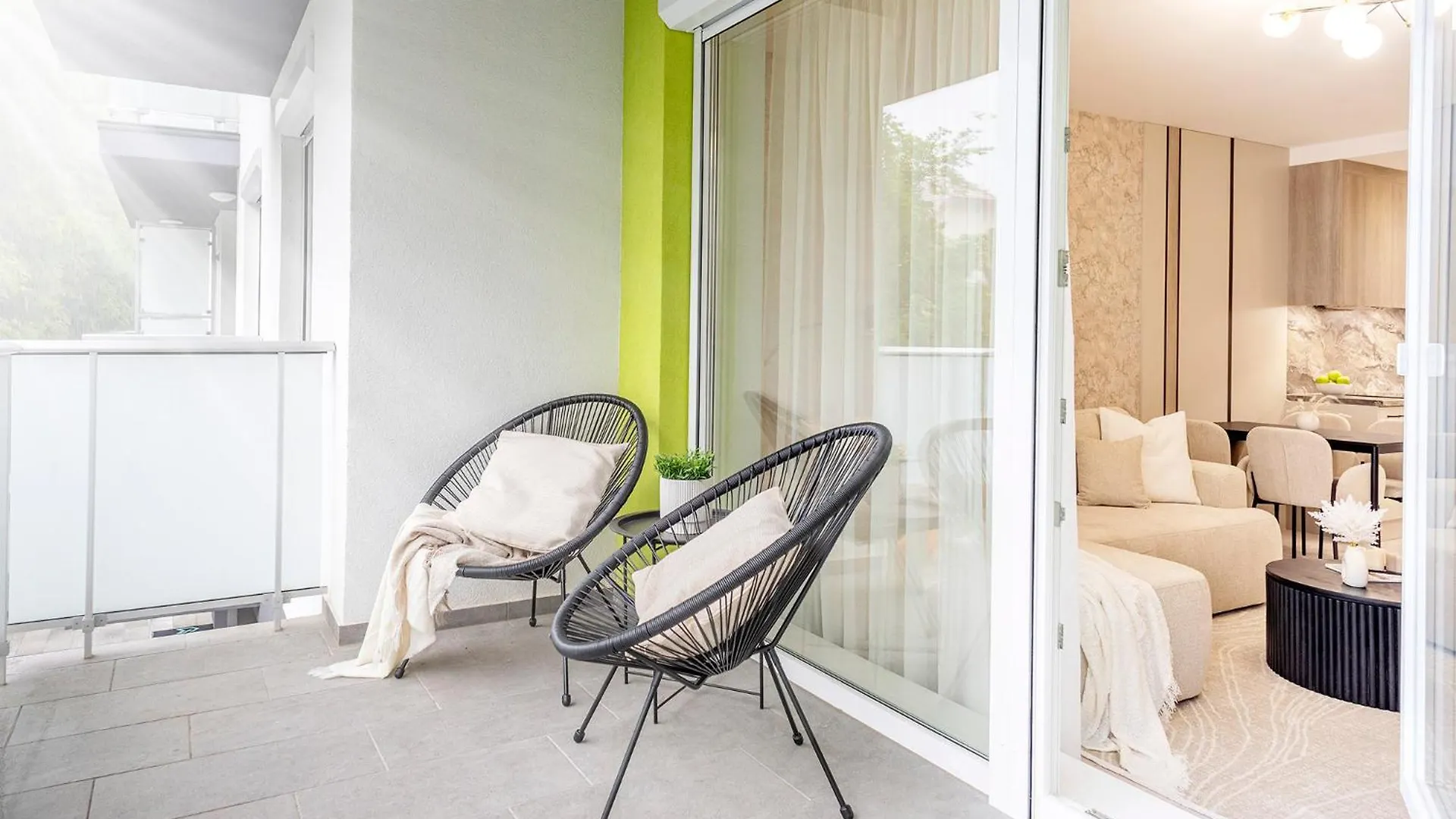 Buda Side Luxury Apartments 1-2 Budapest