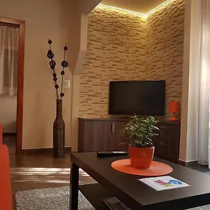 Apartament Mgtels - With Private Parking, Budapeszt